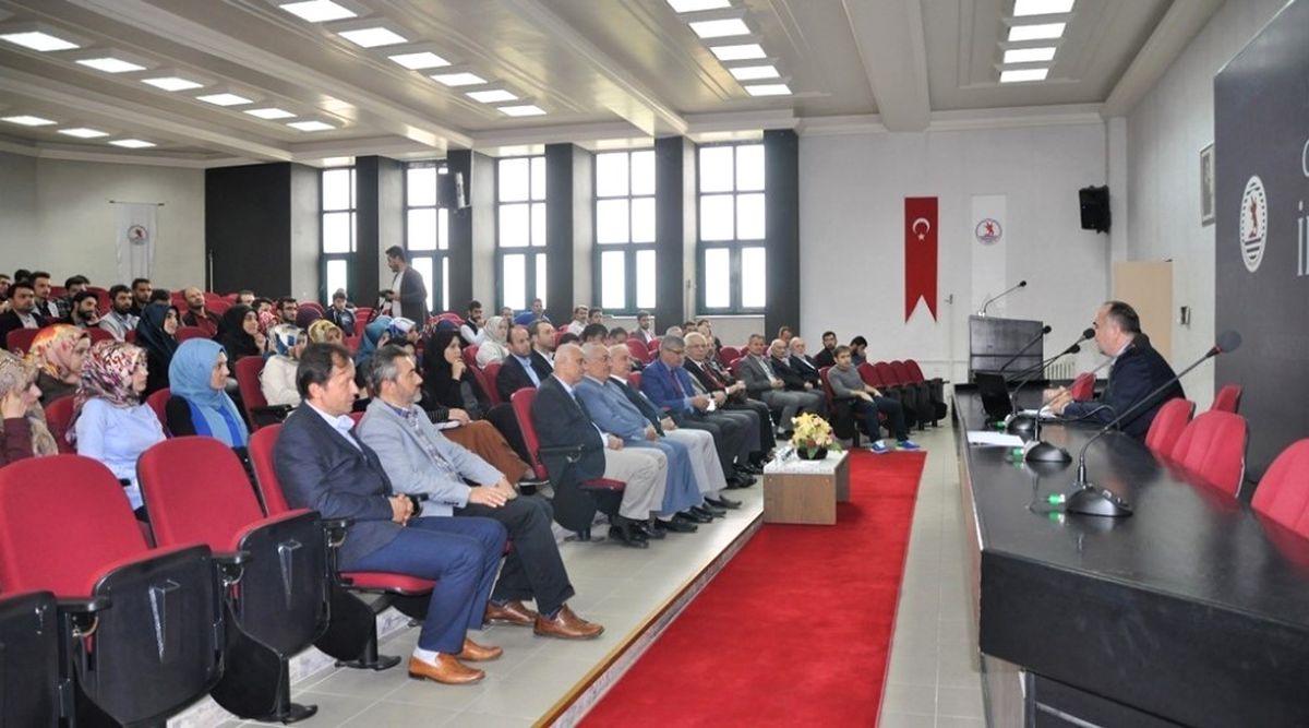 Rektör Dalgın: "Medeniyetler Çatışması Açıkça Medeniyetler Savaşına Dönüştü"