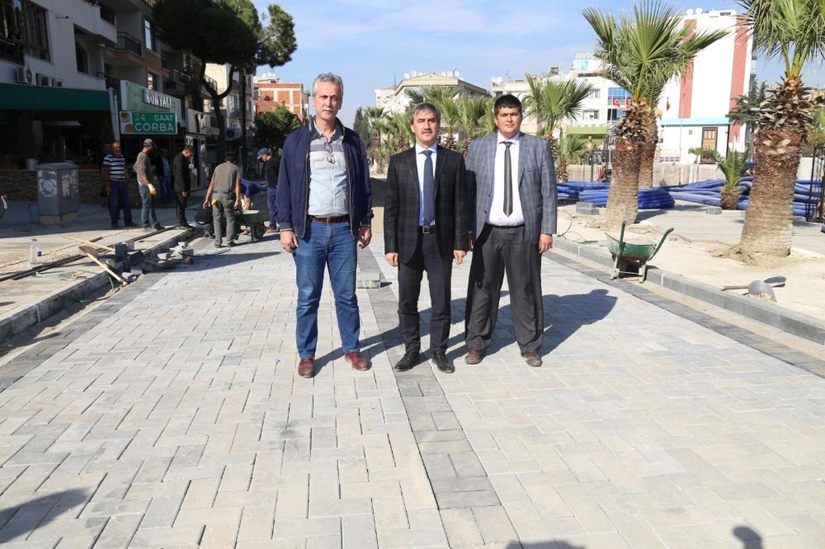 Turgutlu\'nun Prestij Caddesi Hızla İlerliyor