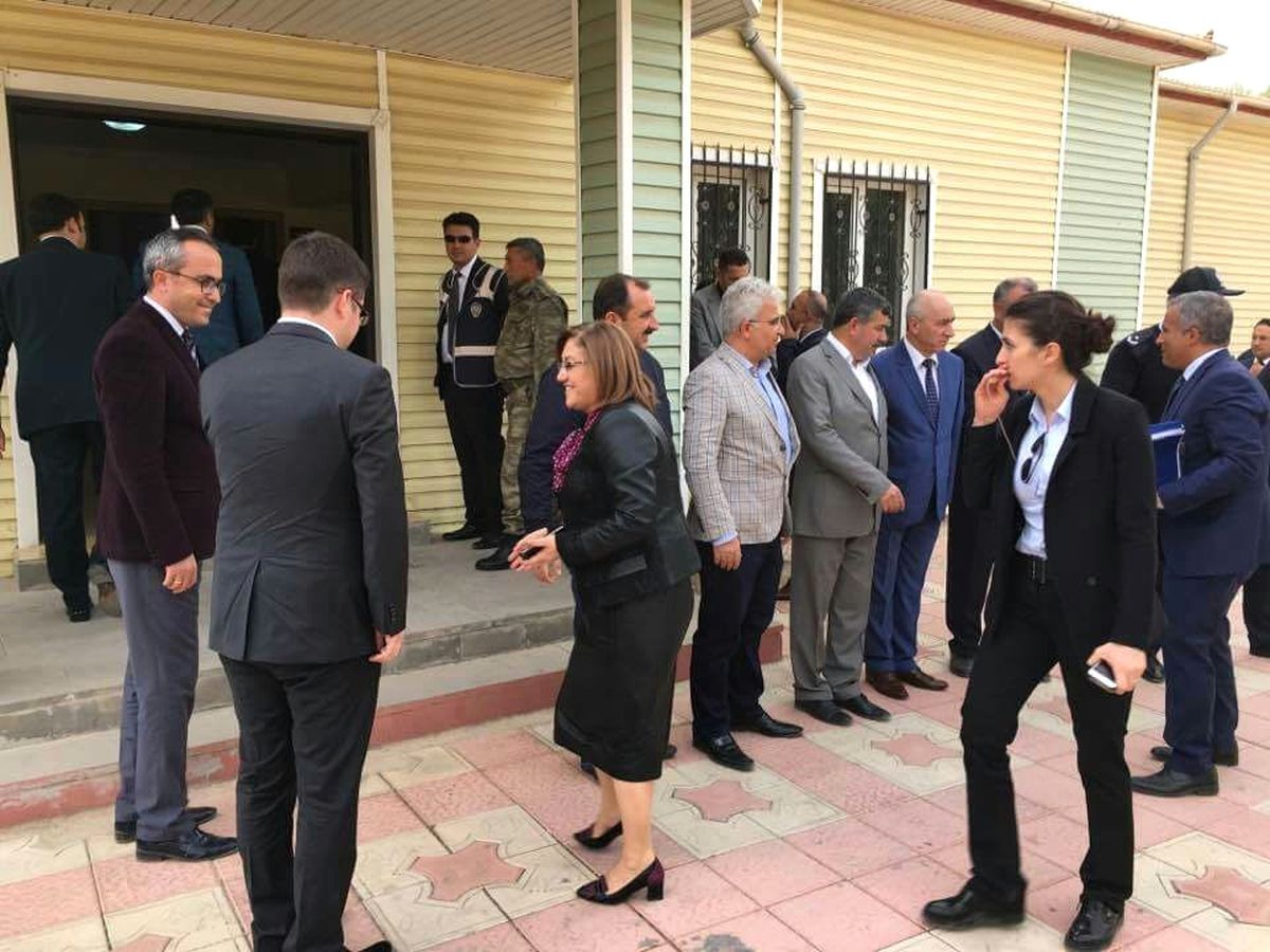 Vali Yerlikaya Muhtarlarla Buluştu