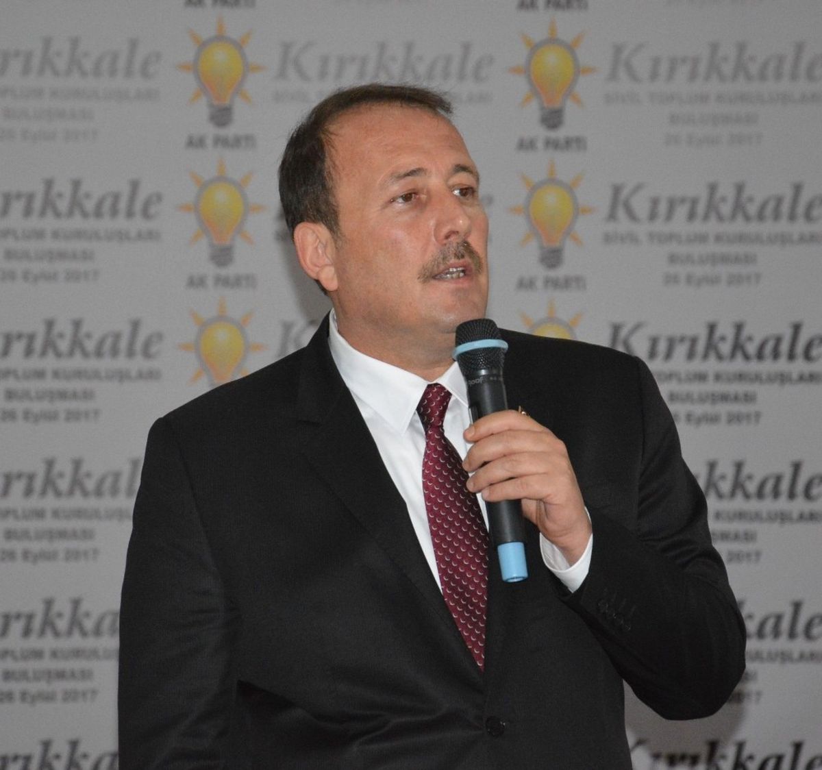 Ak Partili Karacan: "Eğer Bu Memlekette Hizmet Etmek İstiyorsak Beraber Olmalıyız"