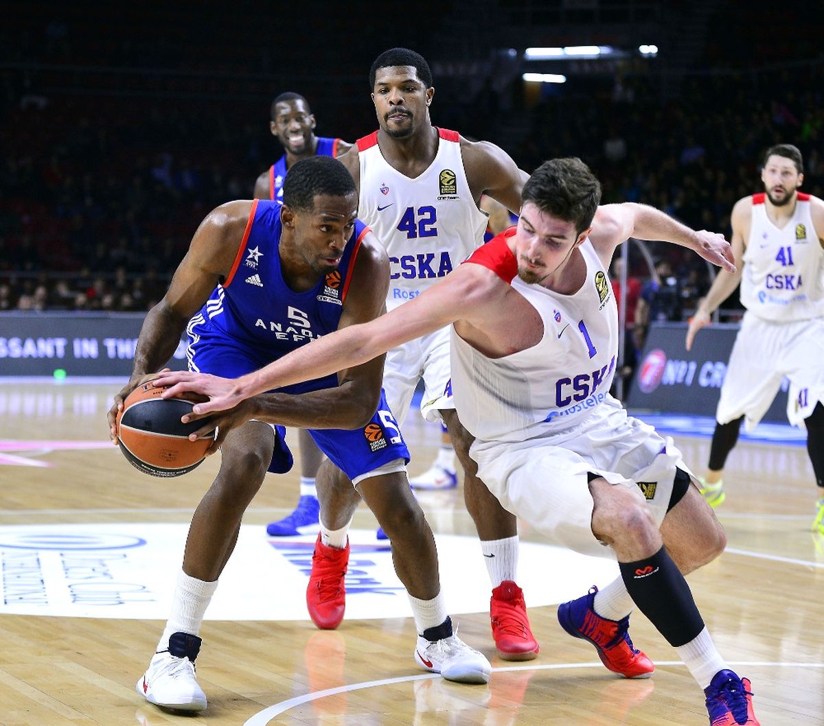 Anadolu Efes\'in Konuğu Cska Moskova