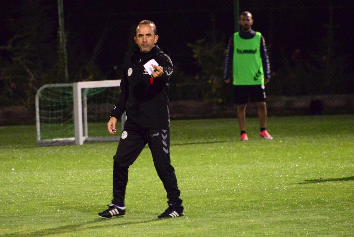 Atiker Konyaspor Mehmet Özdilek\'le Çalıştı