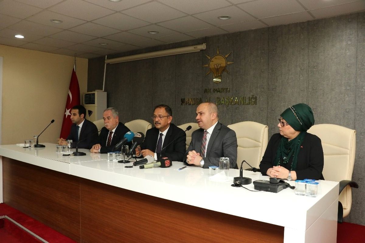 Bakan Özhaseki Belediye Başkanlarının İstifasını Değerlendirdi