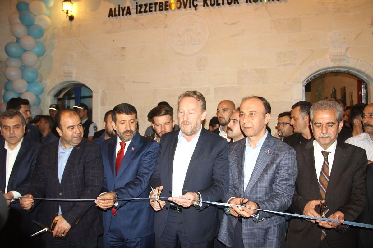 Bakir İzzetbegoviç, Babası Aliya İzzetbegoviç\'in Adını Taşıyan Kültür Konağını Açtı