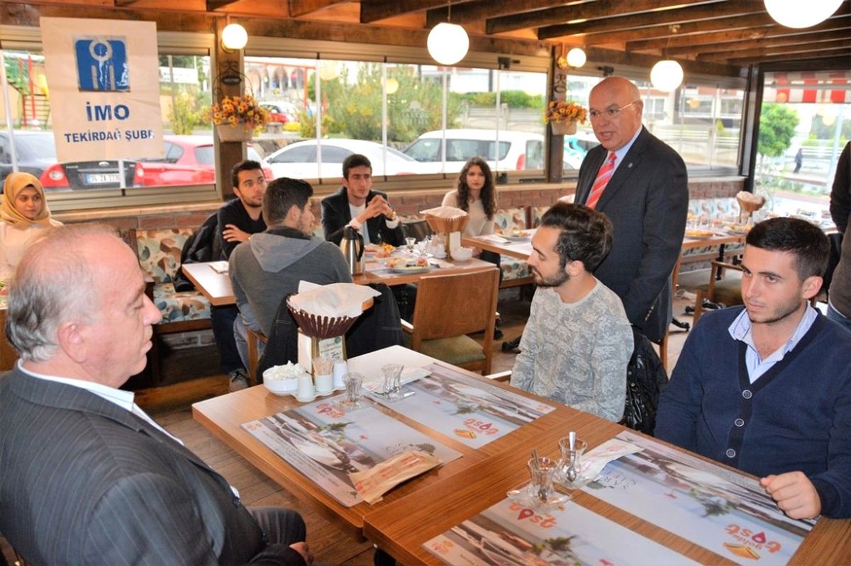 Başkan Eşkinat İnşaat Mühendisleri Odası\'nın Kahvaltısına Katıldı