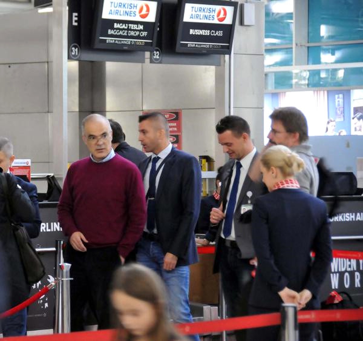 Büyükada Davasında Tahliye Edilen Aktivistler Pasaport Kontrolünden Geçti