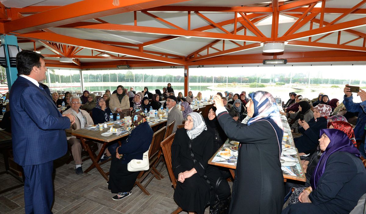 Dündar, Mustafakemalpaşalıları Ağırladı