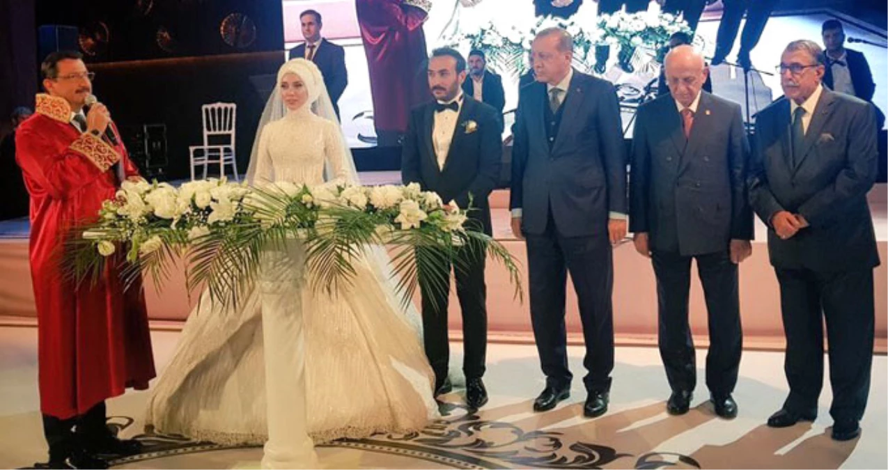 Erdoğan\'ın Şahitlik Yaptığı Nikahı Gökçek Yerine Keçiören Belediye Başkanı Mustafa Ak Kıydı