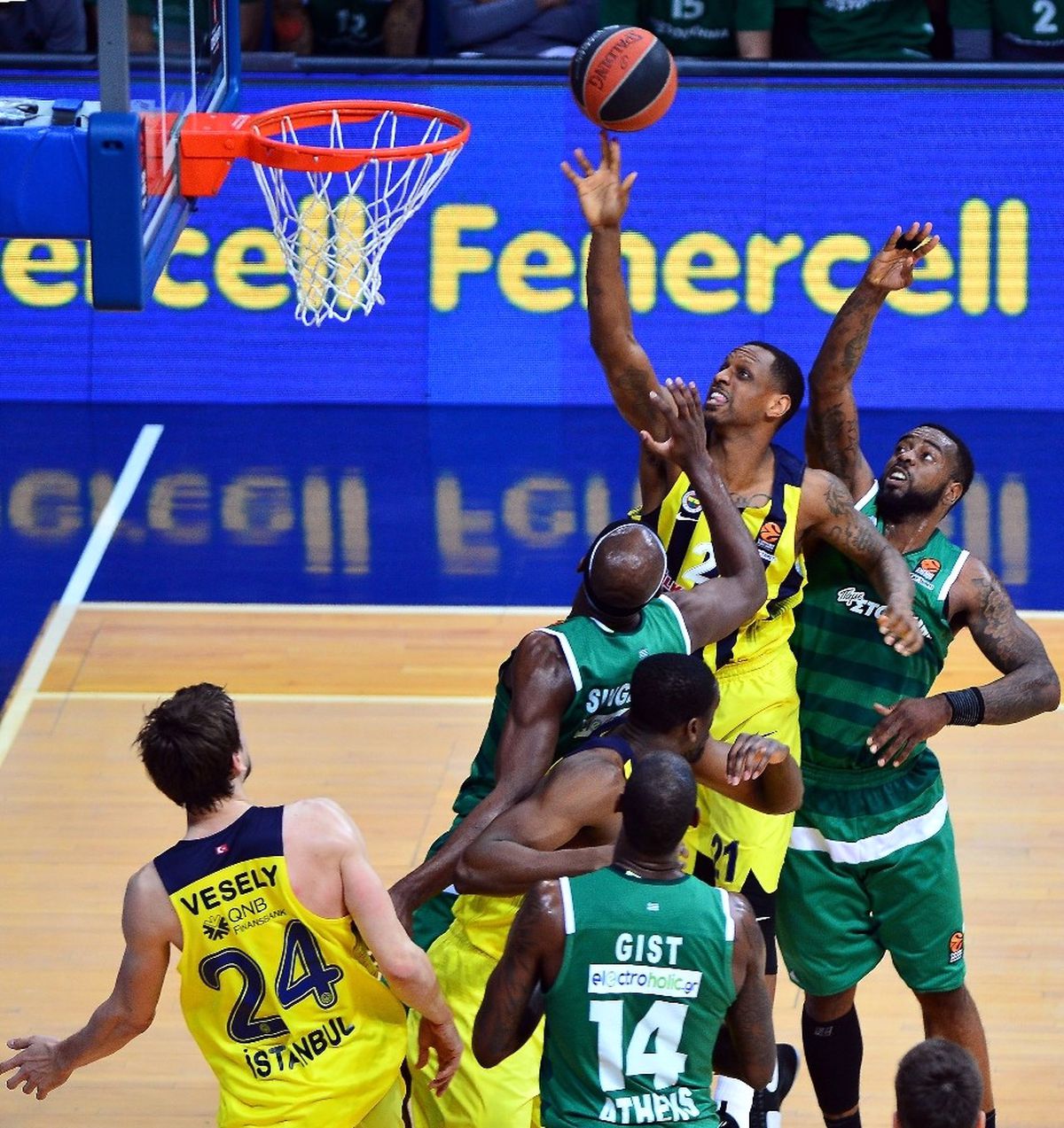 Fenerbahçe Doğuş, Panathinaikos Deplasmanında