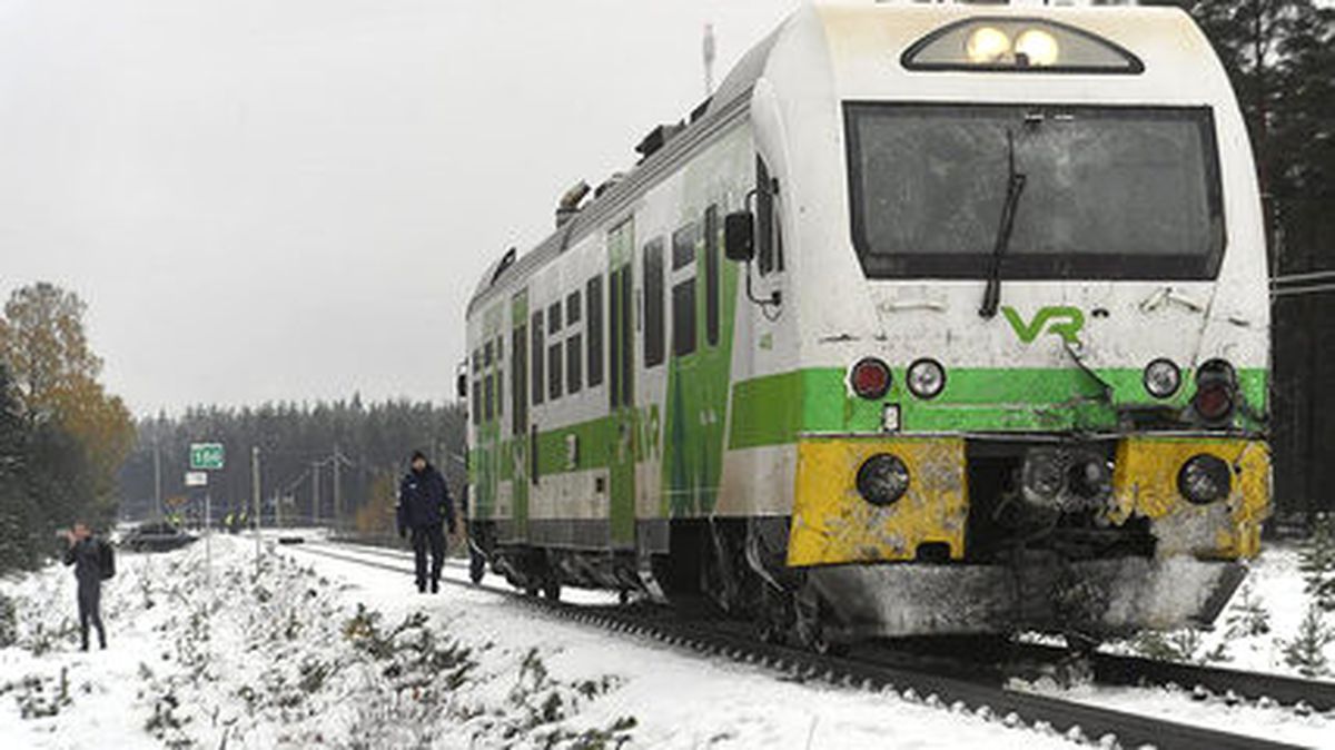 Finlandiya\'da Tren Kazası