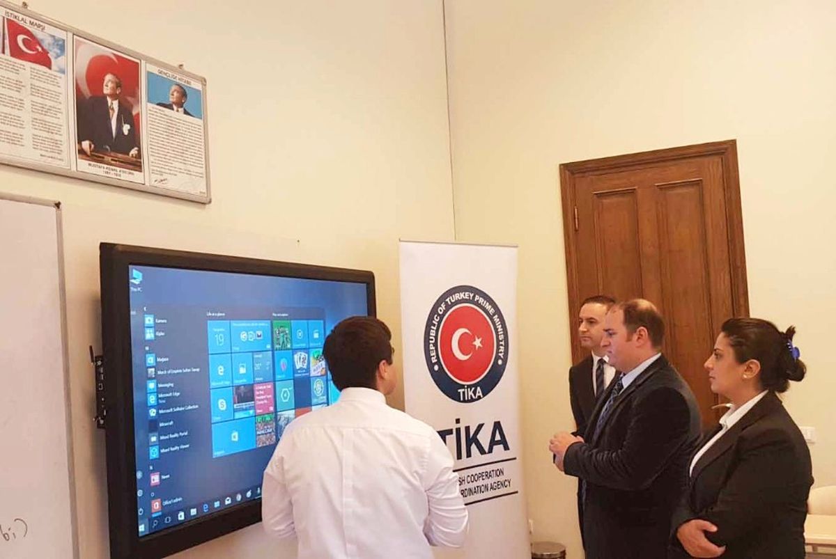 Gürcistan\'da Türkçe Öğrenimine Destek