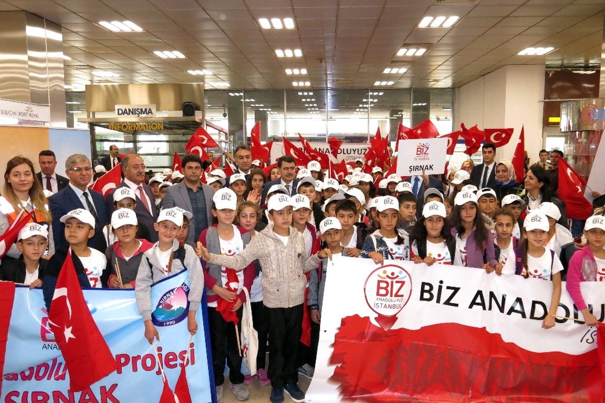 İlk Kez Uçağa Binen Şırnaklı Çocuklar İstanbul\'da