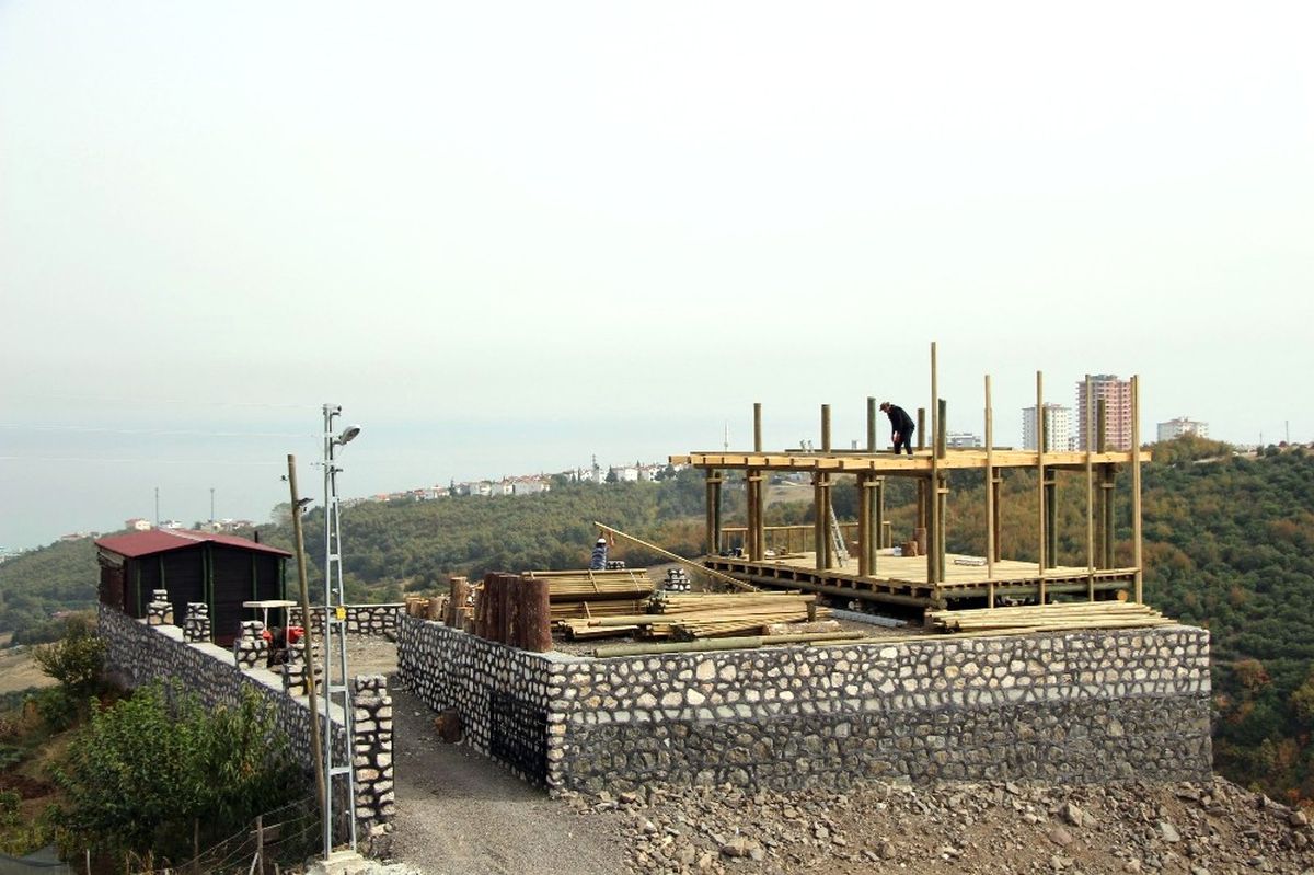 Kale Tamam, Sıra \'Komando Evi\'nde