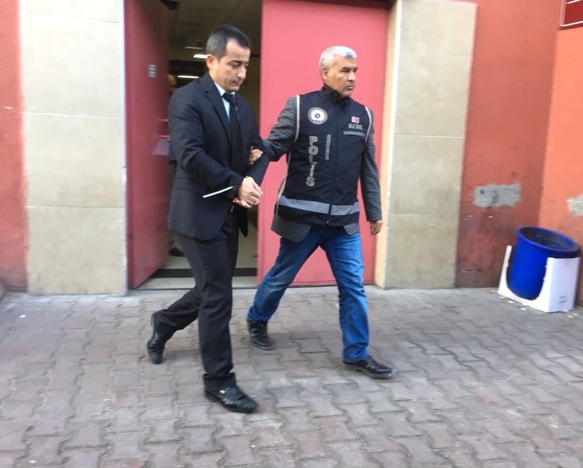 Kayseri\'de Fetö Operasyonu: 8 Gözaltı