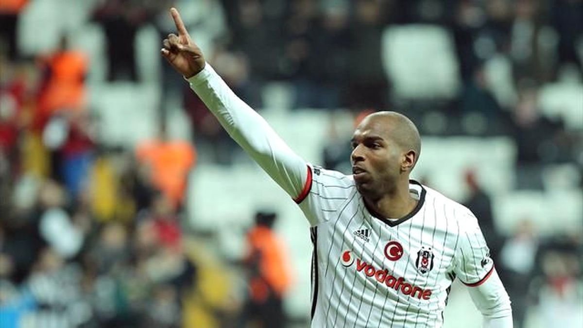 Ryan Babel\'in Cezasında İndirim