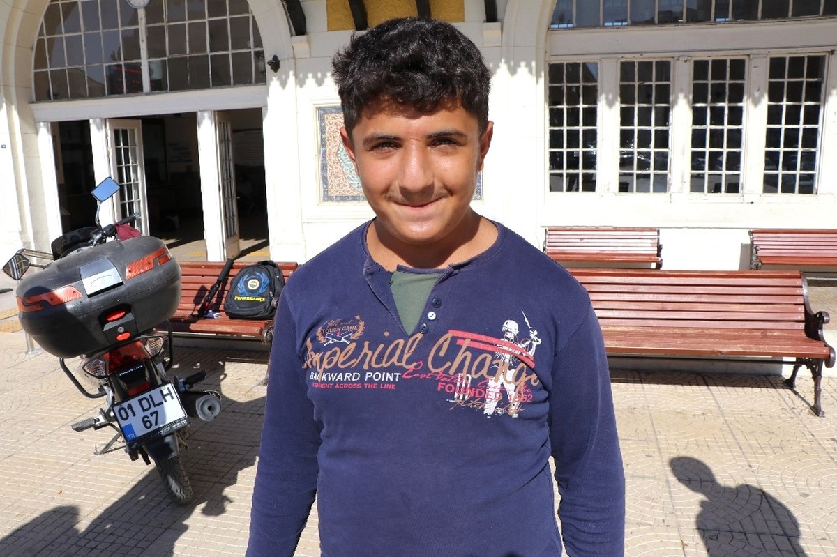 14 Yaşındaki Çocuk Okulu Sevmediği İçin Evden Kaçtı