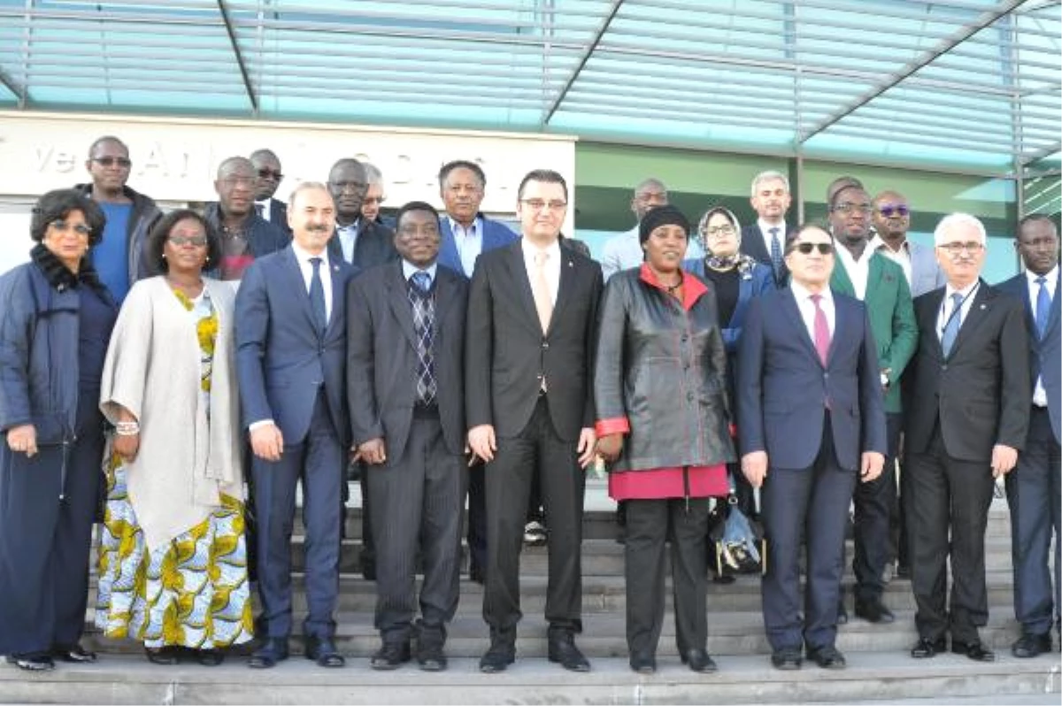 Afrika Ülkelerinin Büyükelçileri Uşak\'ta Buluştu