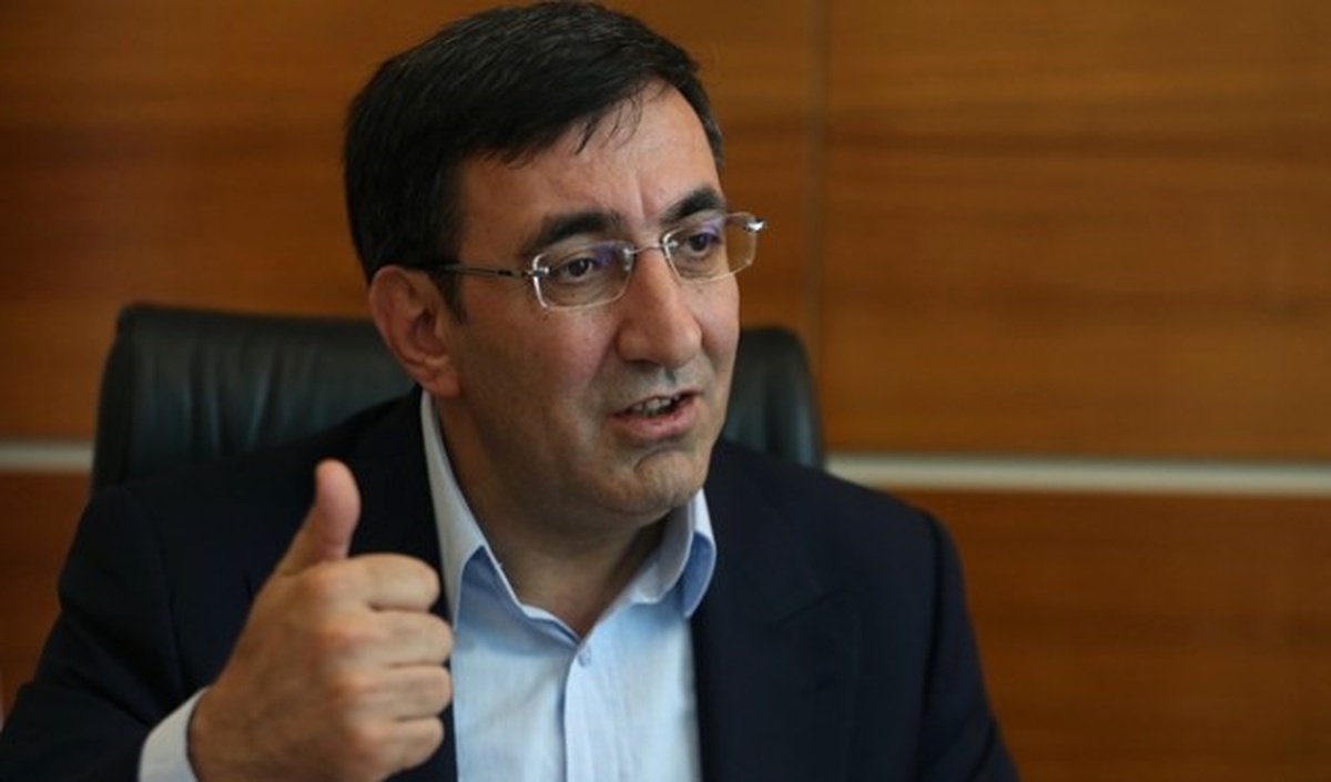 AK Parti \'Halkın Sevdiği Yatırımları\' Analiz Edecek