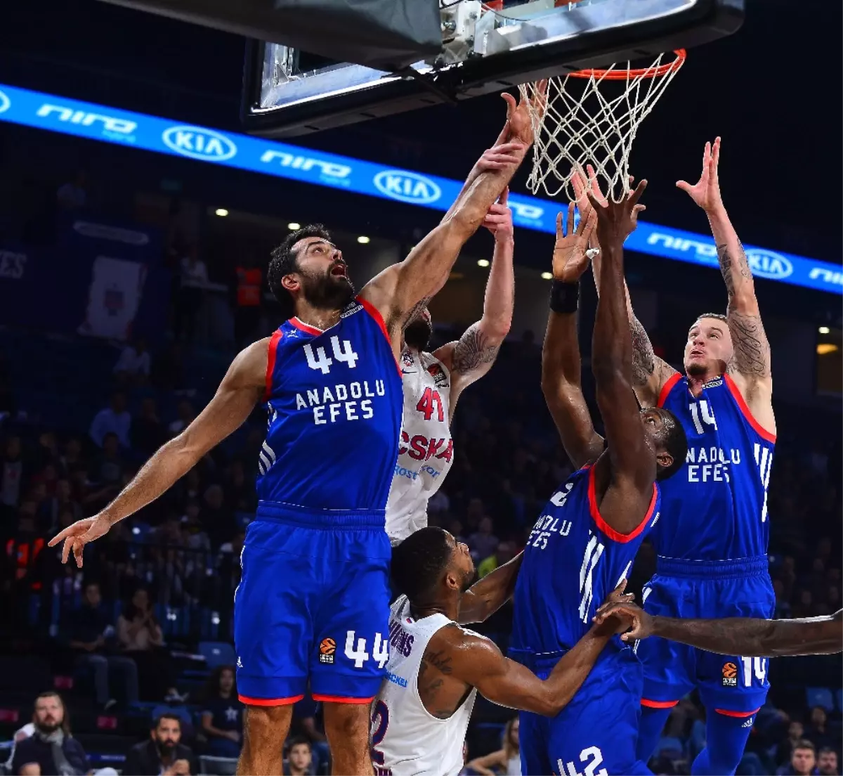 Anadolu Efes Yine Kaybetti