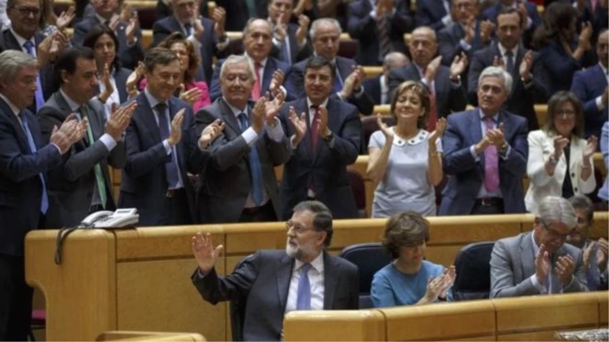 Katalanların Bağımsızlık Resti, Başbakan "Başkanı Görevden Alacağım" Derken Geldi