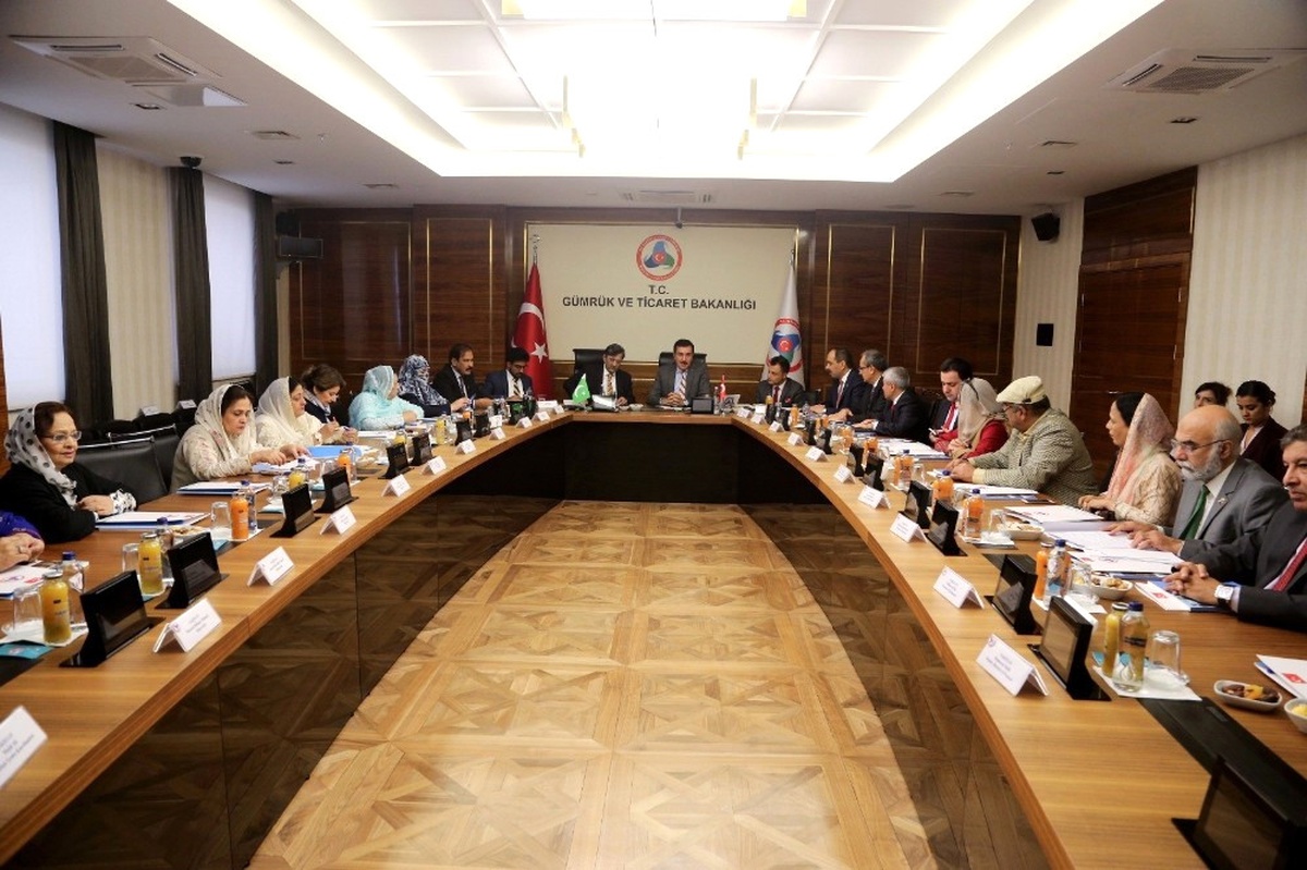Bakan Tüfenkci, Pakistanlıları Malatya\'ya Davet Etti