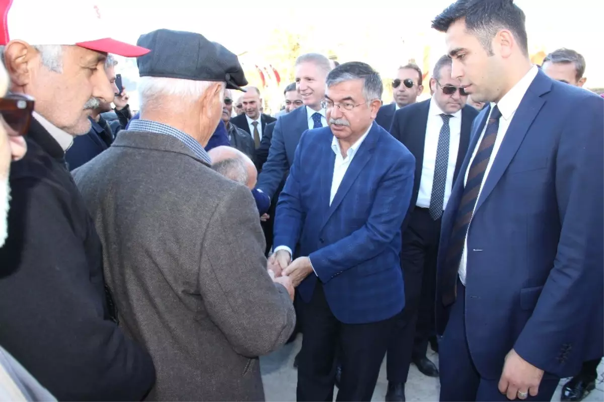 Bakan Yılmaz: "Elmastan Daha Değerli Beşeri Sermayemiz Var"