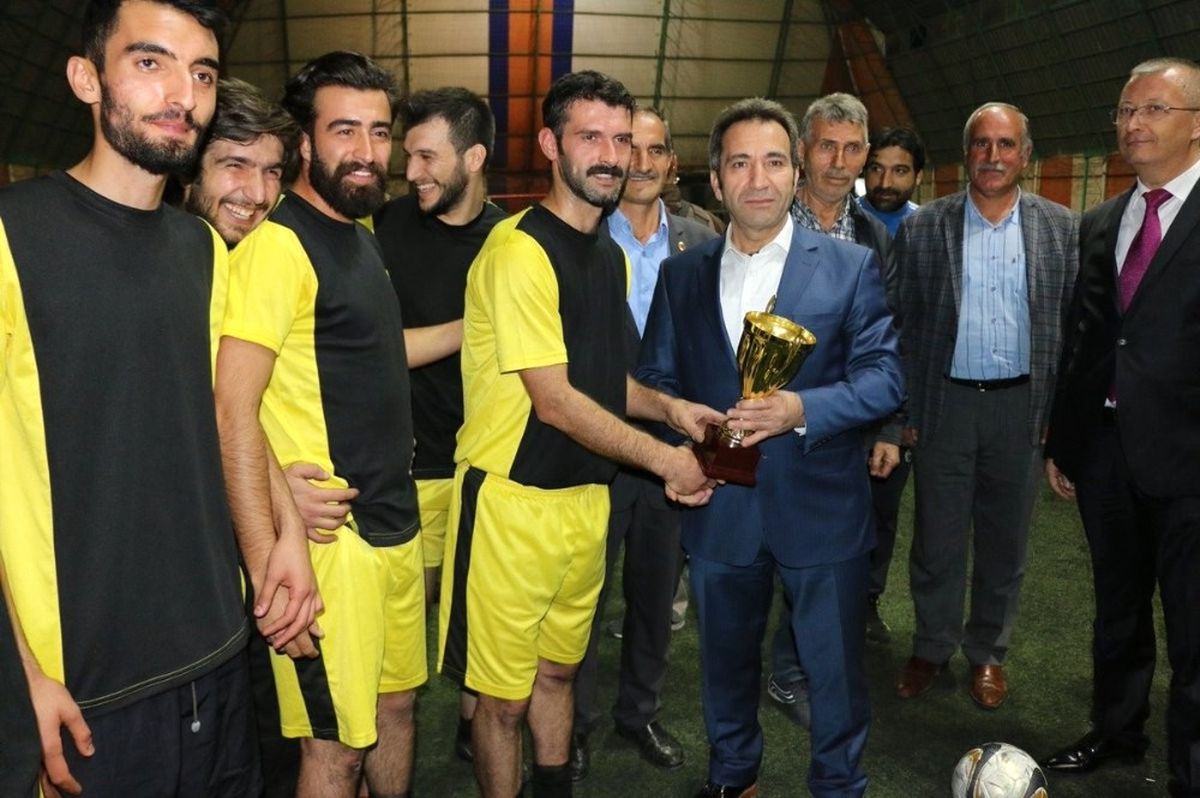 Bingöl\'de \'Haydi Gençler Futbola\' Projesi