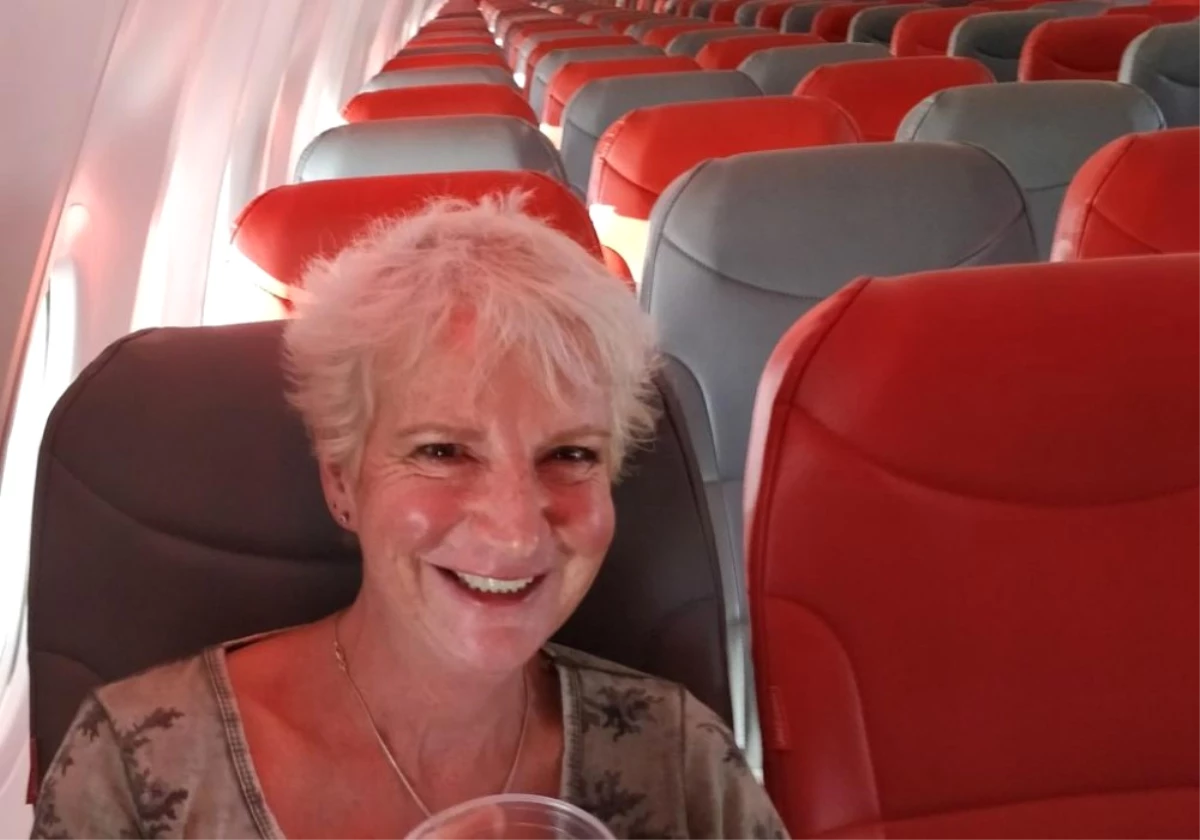 Blogger Grieve, 189 Kişilik Uçakta Tek Başına Seyahat Etti