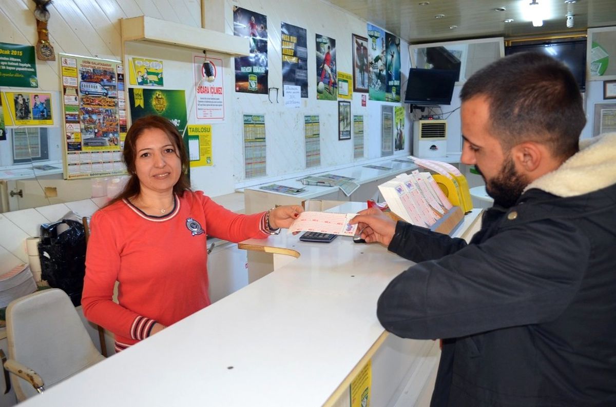 Büyük İkramiye Didim\'e Vurdu, Talihli Merak Konusu Oldu