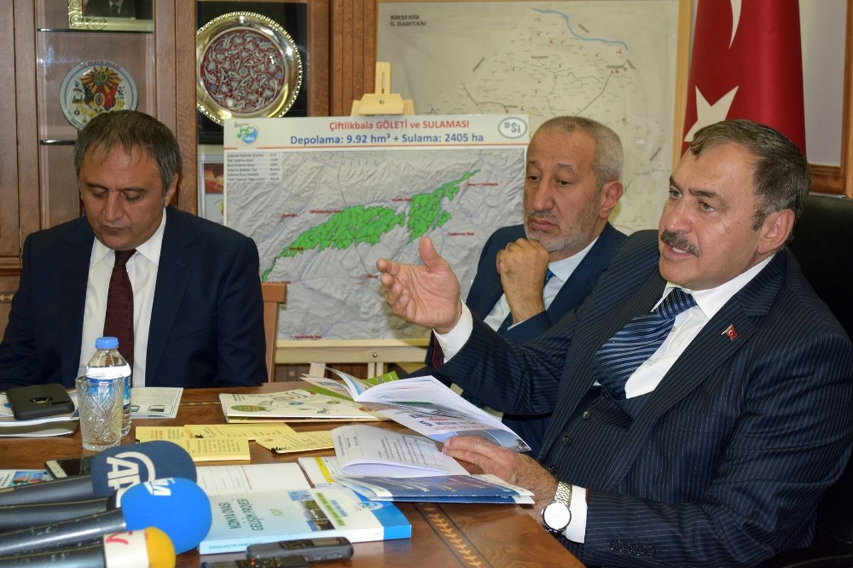CHP Parçalanmak Üzere"