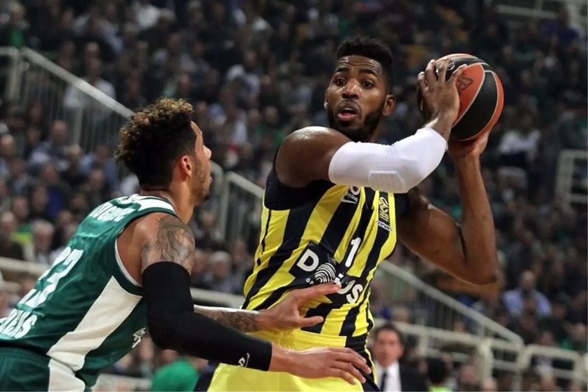 Euroleague\'de Fenerbahçe, Panathinaikos\'a Son Saniye Basketiyle 70-68 Mağlup Oldu