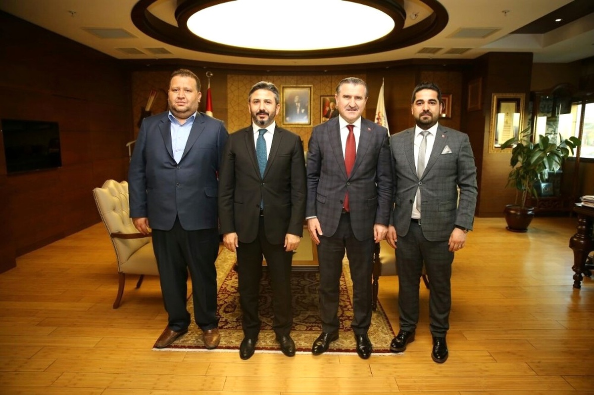 Gençlik ve Spor Bakanı Bak\'tan Adıyaman 1954 Spor\'a Destek