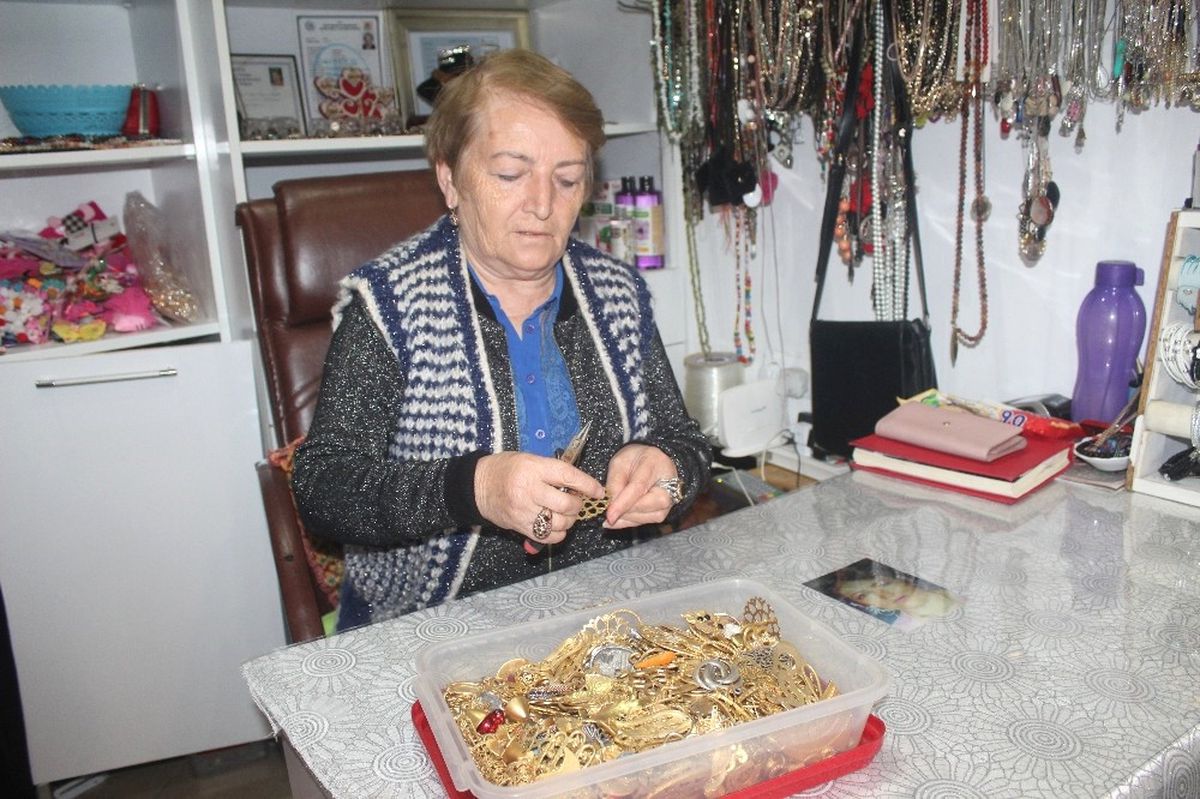 Hem Üretiyor Hem Satıyor