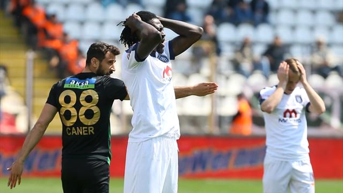 Medipol Başakşehir, Akhisarspor\'u Konuk Ediyor