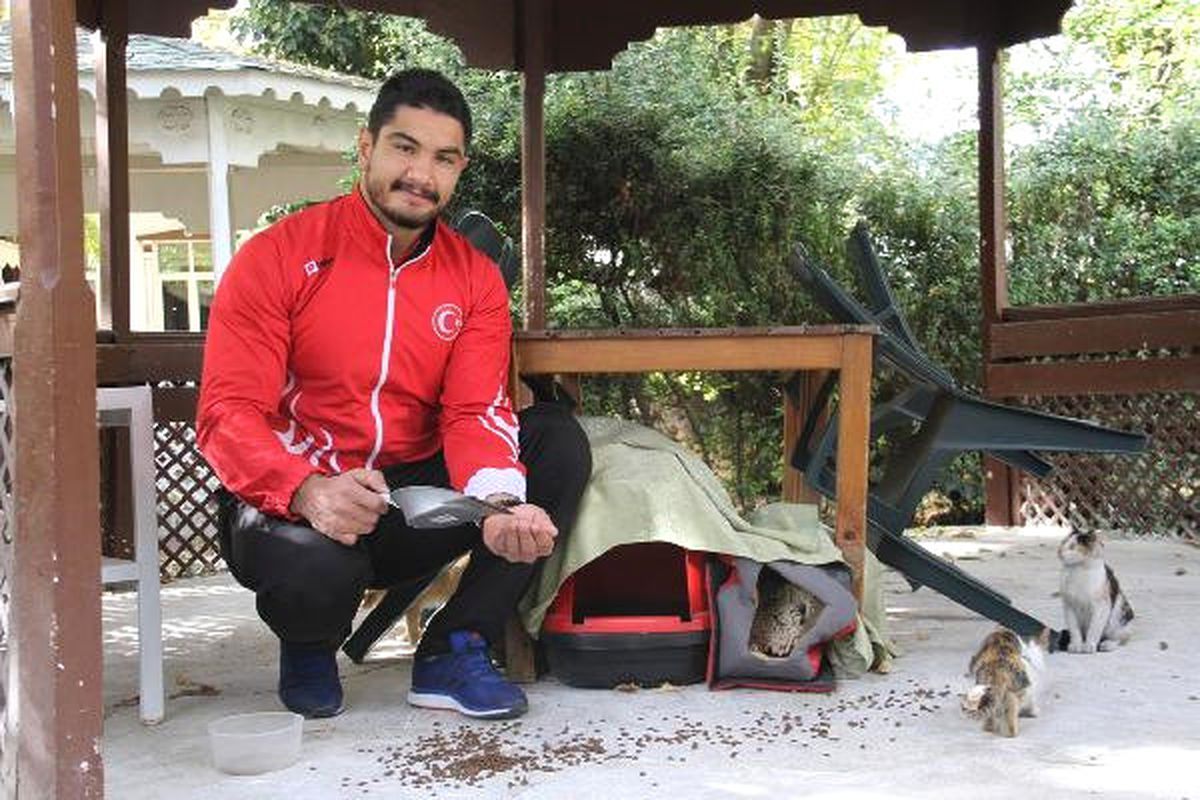 Milli Güreşçi Taha Akgül: "Hedefim, 2020 Tokyo Olimpiyatları\'nda Yeniden Şampiyon Olmak"