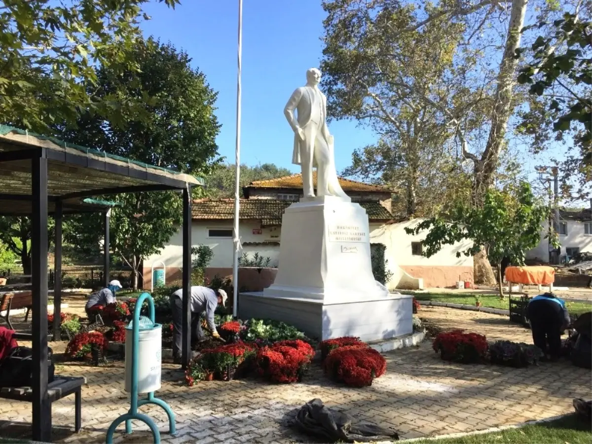 Naip Mahallesi Cumhuriyet Bayramı\'nı Atatürk Meydanı ile Kucaklayacak