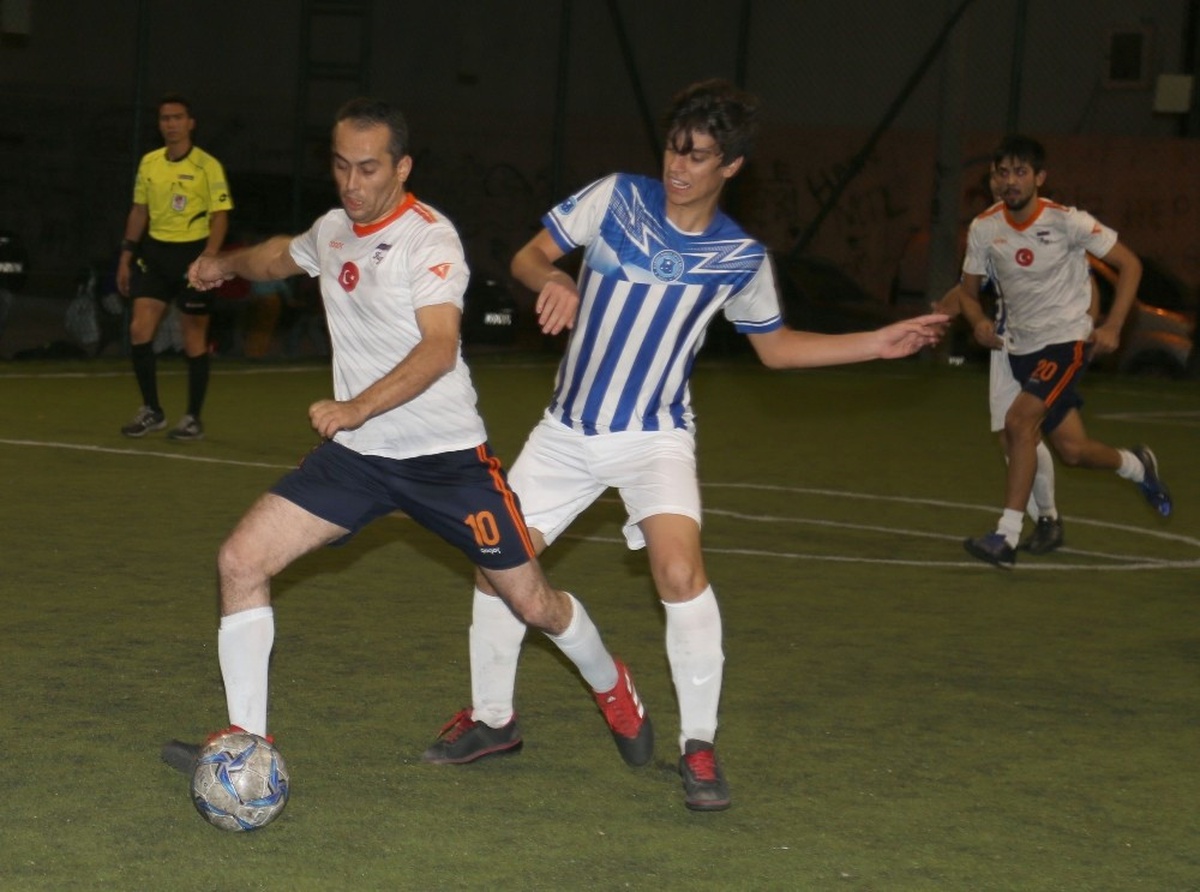 Pamukkale 6. Futbol Şöleni\'nde Yarı Final Heyecanı