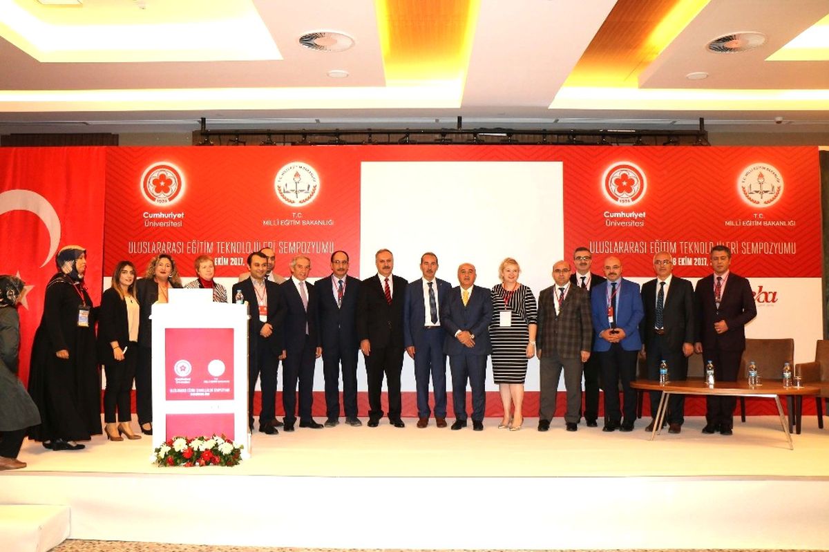 Uluslararası Eğitim Teknolojileri Sempozyumu Sivas\'ta Yapıldı