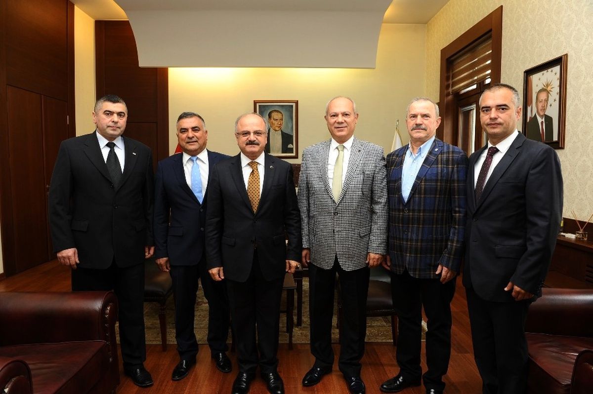 Vali Çakacak, Eskişehir Ticaret Borsası Heyetini Kabul Etti
