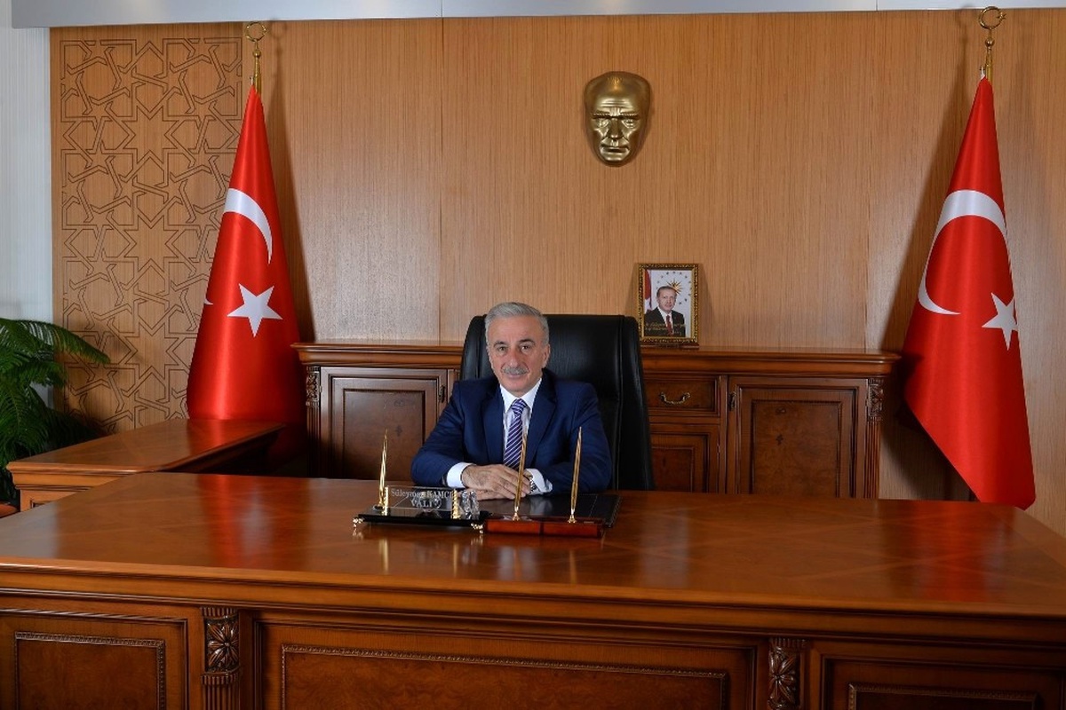 Vali Süleyman Kamçı\'nın \'29 Ekim Cumhuriyet Bayramı\' Kutlama Mesajı