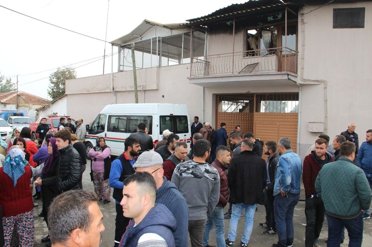 25 Yaşındaki Genç Uyurken Yangında Öldü