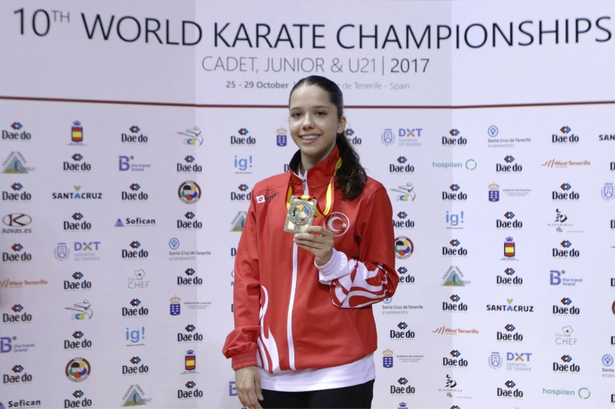 Asena Dünya Karate Şampiyonasında Üçüncü Oldu