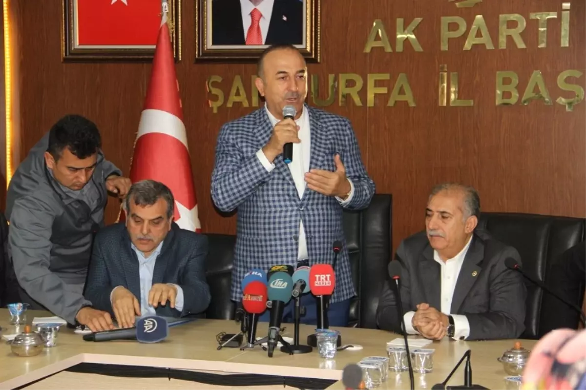 Bakan Çavuşoğlu: "Suriye\'nin Şanlıurfa\'sı Var Türkiye\'si Var, Ama Bizim Kimimiz Var?"