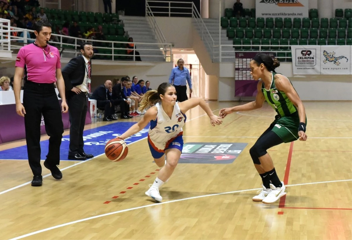 Bilyoner.com Kadınlar Basketbol Ligi: Bornova Beckerspor: 54 - Ogm Orman Gençlik: 70