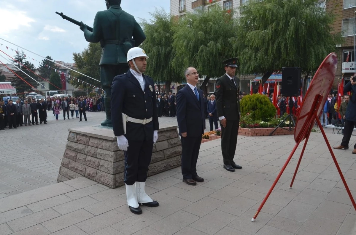 Bozüyük\'te 29 Ekim Cumhuriyet Bayramı Kutlama Törenleri Başladı