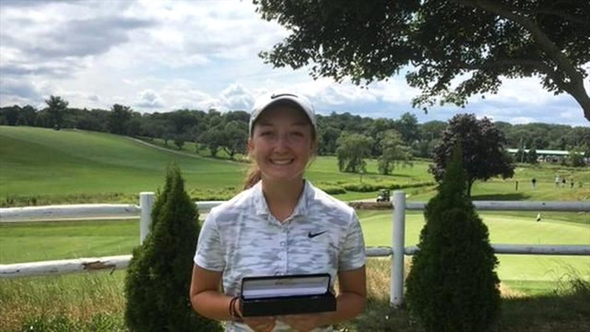Erkekler Turnuvasını Kazanan Kadın Golfçüye Kupası Verilmedi