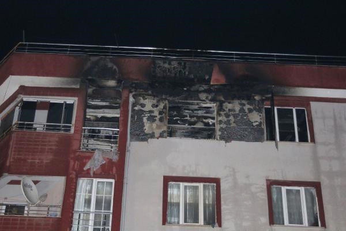 Esenyurt ve Arnavutköy\'de Benzer Patlamalar...