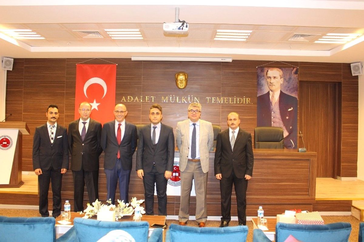 Klavye Şampiyonlarına Ödül