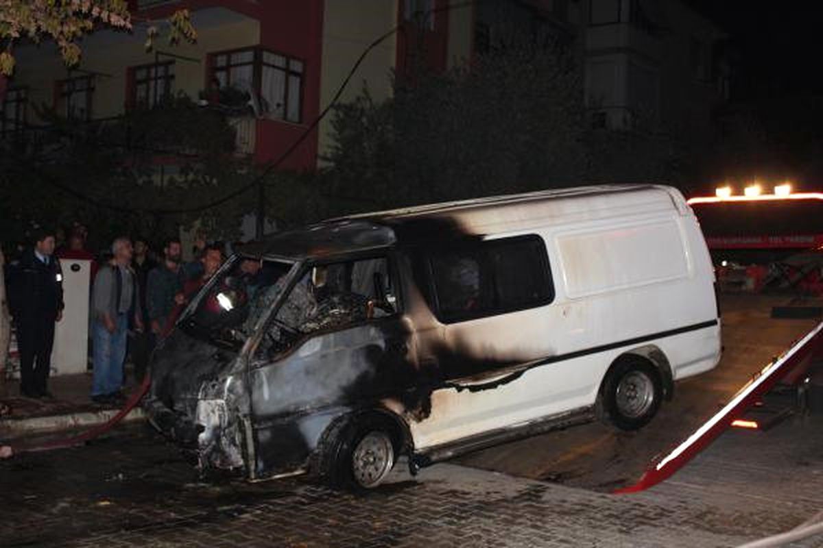 Koltuk Döşeme Atölyesi Kül Oldu