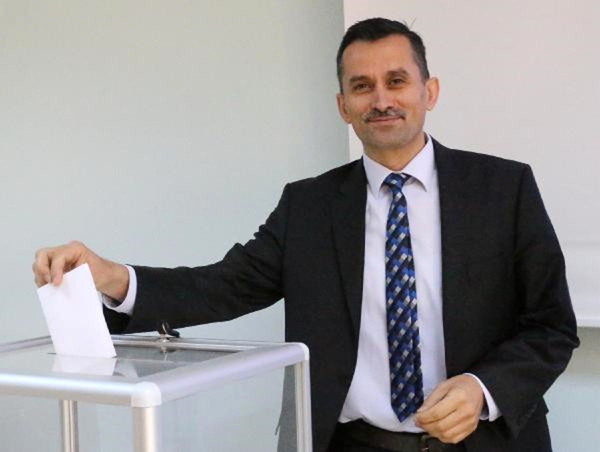 Murat Özmekik Bir Kez Daha Akdeniz Badminton Birliği Başkanı Oldu